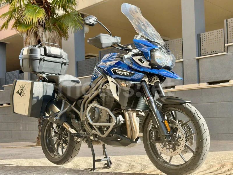 Triumph Tiger Explorer - Vista 45