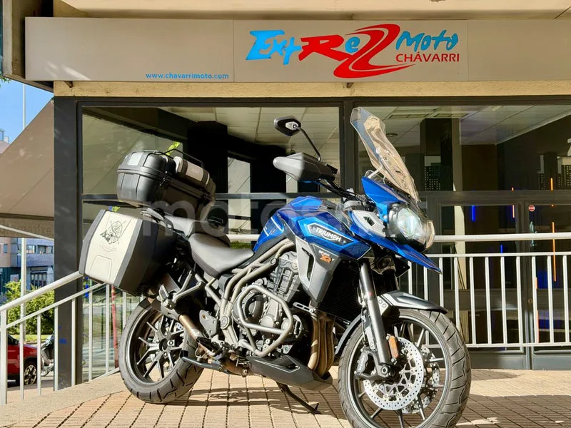 Triumph Tiger Explorer - Vista 9