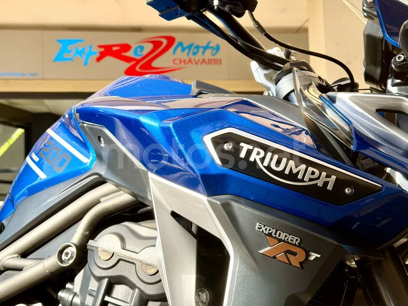 Triumph Tiger Explorer - Vista 10