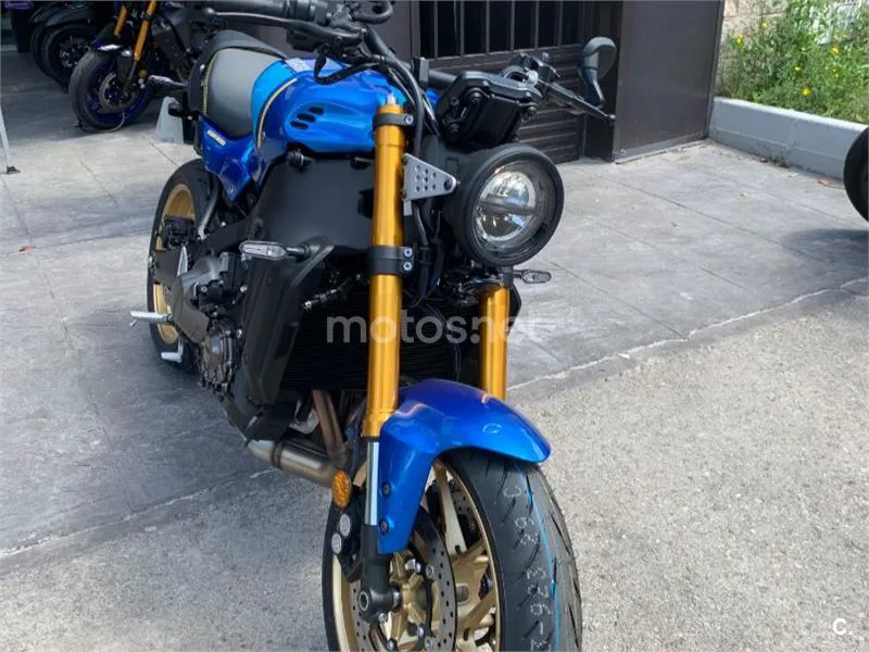 Yamaha XSR900 - Vista 4