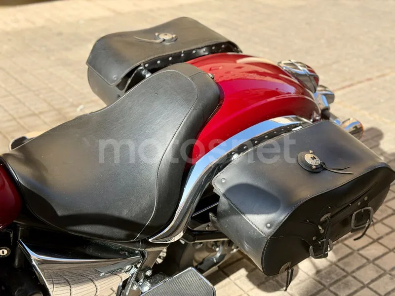 Kawasaki VN900 Classic - Vista 14