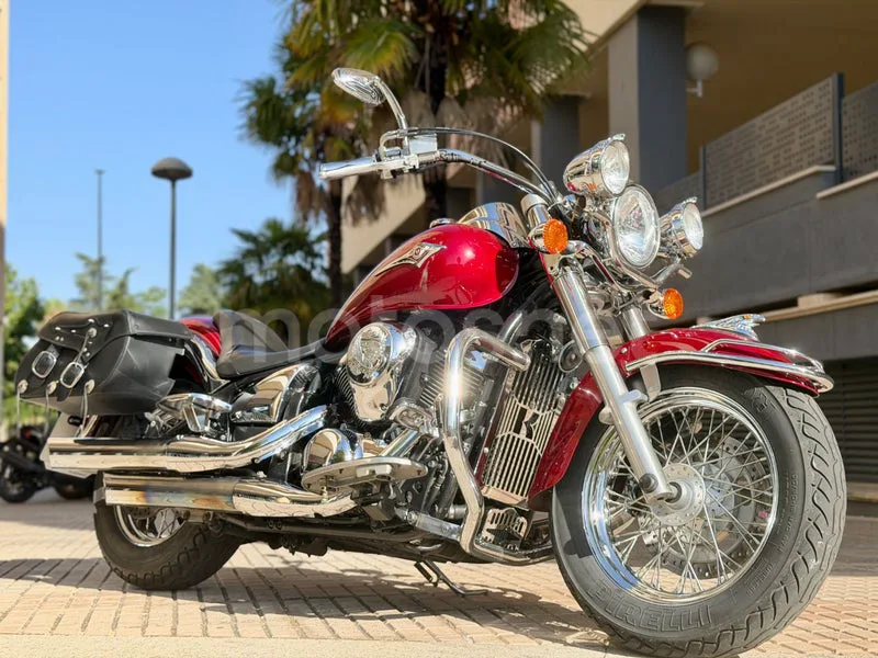 Kawasaki VN900 Classic - Vista 19