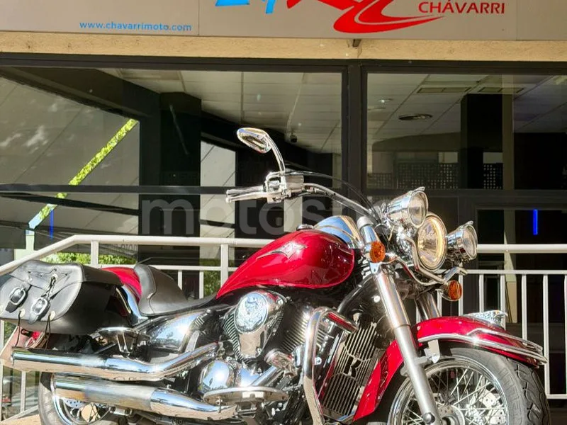 Kawasaki VN900 Classic - Vista 37