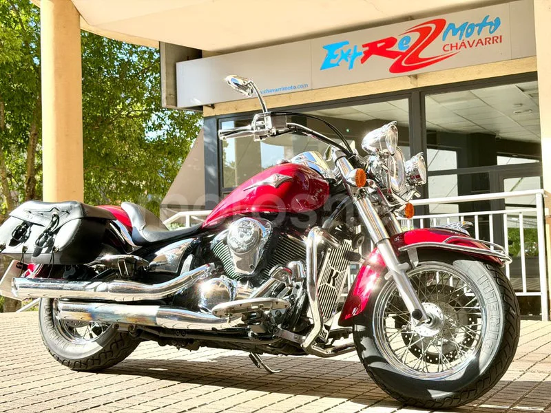 Kawasaki VN900 Classic - Vista 40