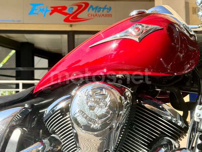 Kawasaki VN900 Classic - Vista 46
