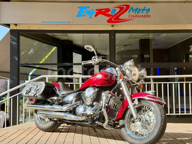 Kawasaki VN900 Classic - Vista 47
