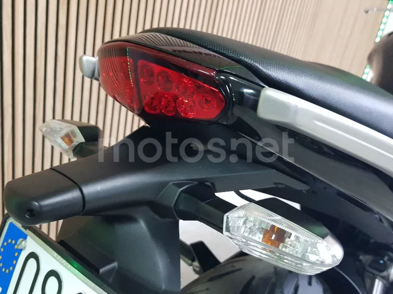 Kawasaki ER-6n - Vista 13