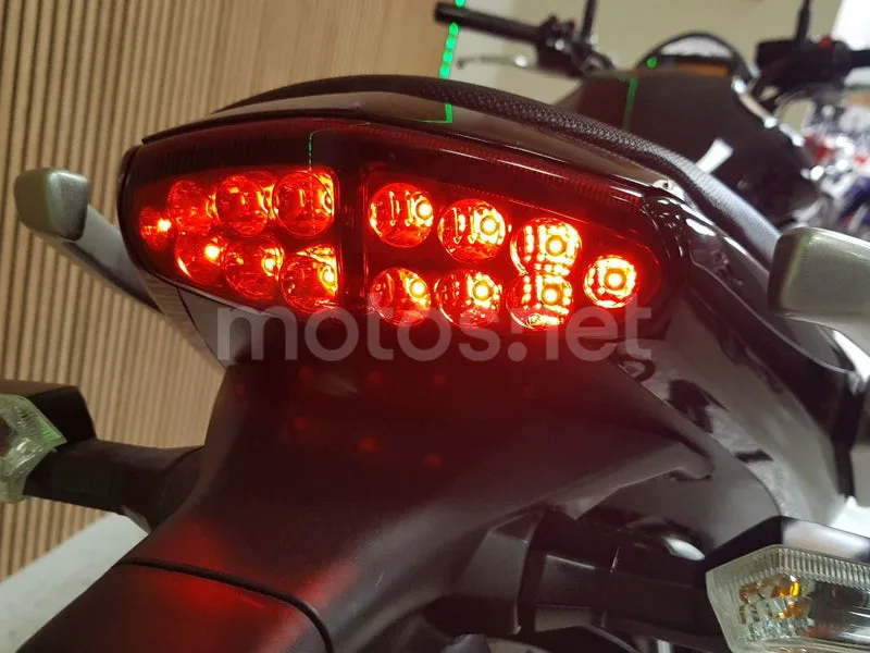 Kawasaki ER-6n - Vista 19