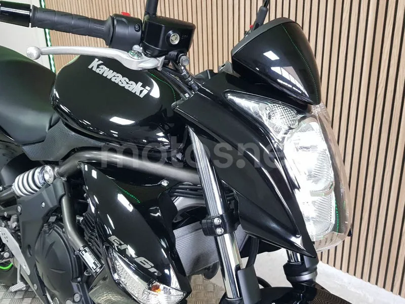 Kawasaki ER-6n - Vista 6