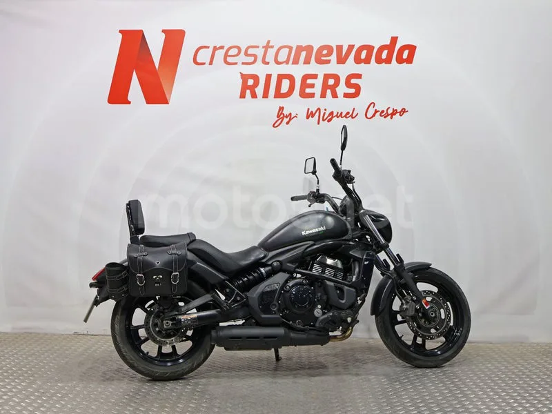 Kawasaki Vulcan S - Vista 11