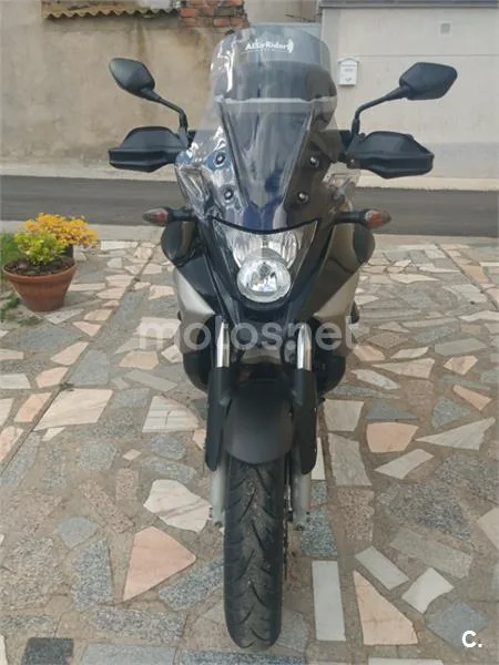 Honda VFR800F 4999 € 2012 Salamanca - 1