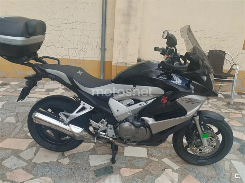 Honda VFR800F - Vista 3