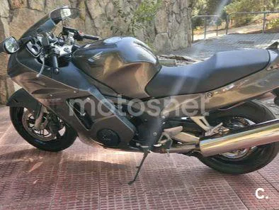 Honda CBR1100XX Super Blackbird - Vista 5