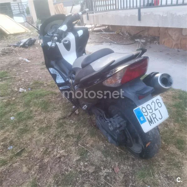 Yamaha TMAX 500 - Vista 5