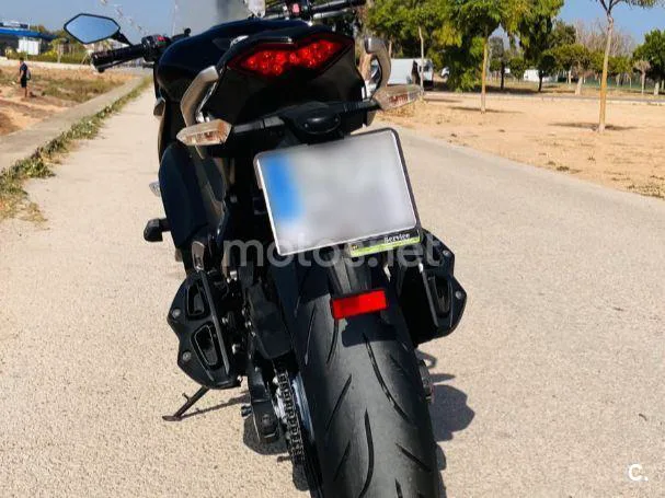 Kawasaki Z1000 SX - Vista 7