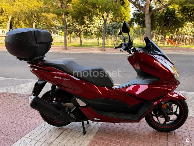 Honda PCX125 - Vista 4