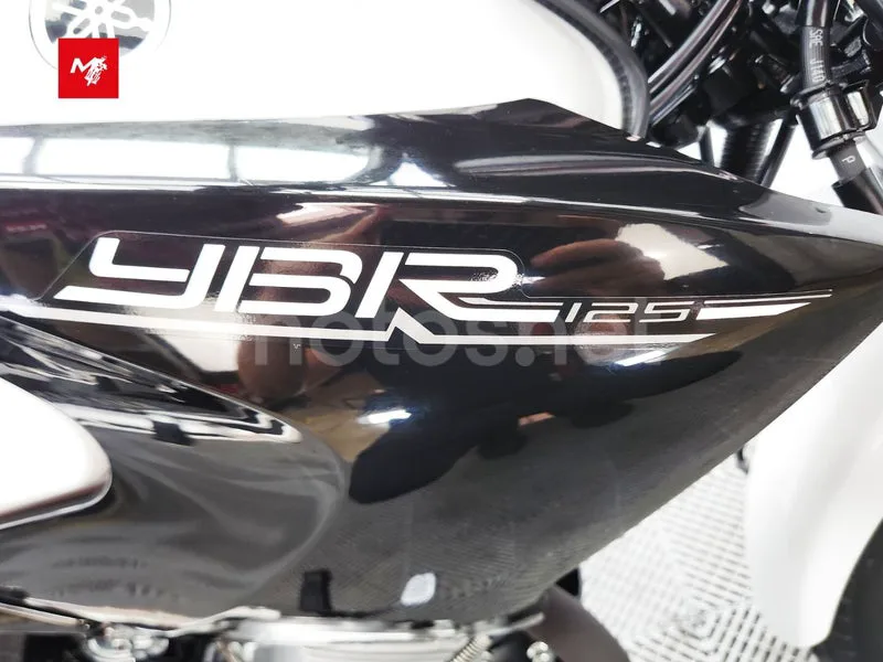 Yamaha YBR125 - Vista 14