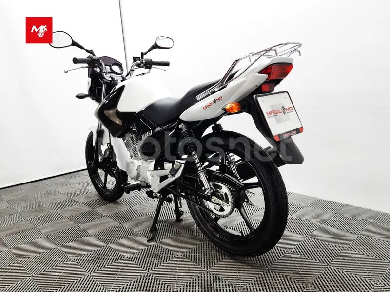 Yamaha YBR125 - Vista 17