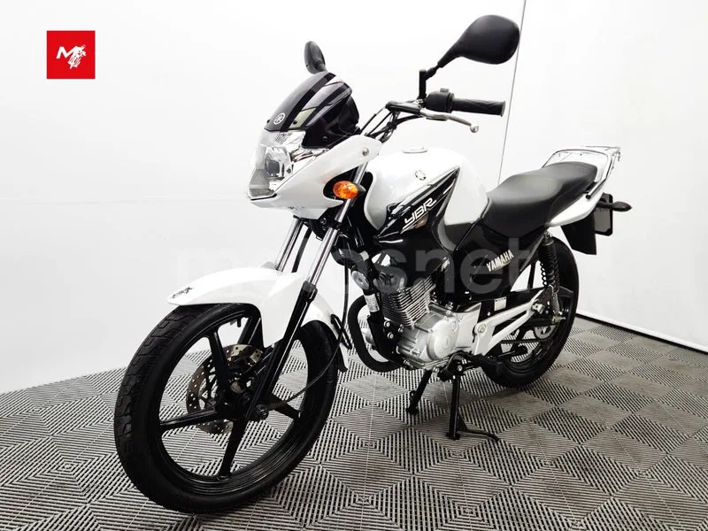 Yamaha YBR125 - Vista 19