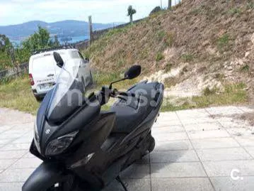 Suzuki Burgman 400 - Vista 3