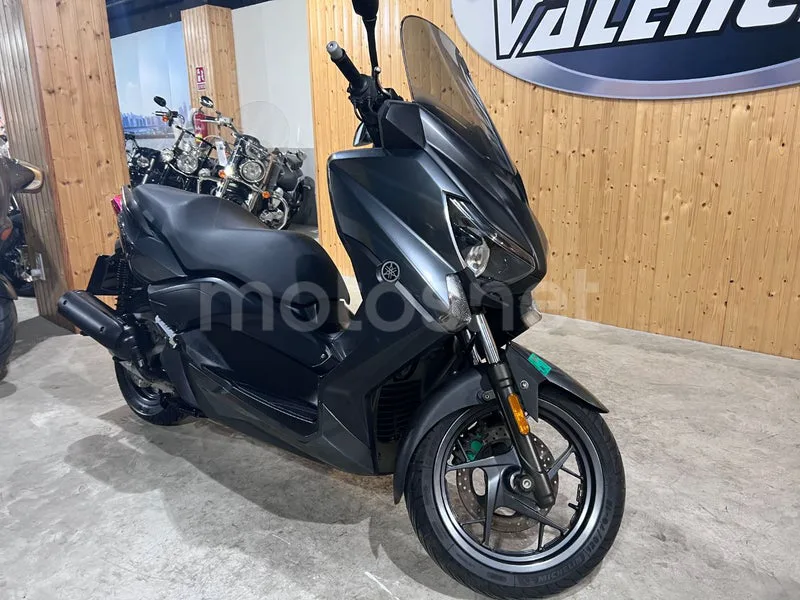 Yamaha XMAX 125 - Vista 3