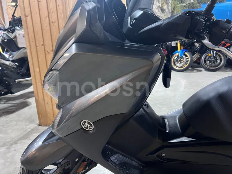 Yamaha XMAX 125 - Vista 34