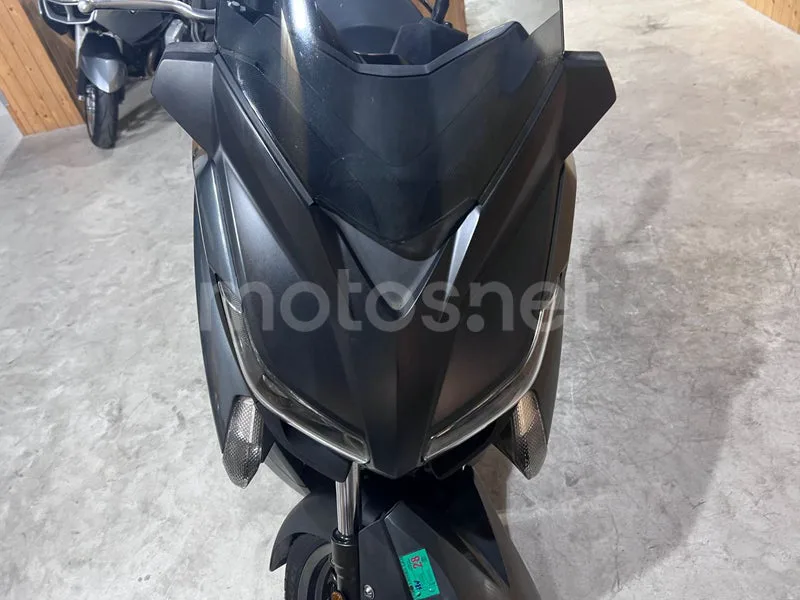 Yamaha XMAX 125 - Vista 35