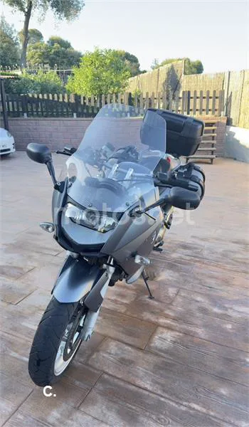 BMW F 800 ST - Vista 8