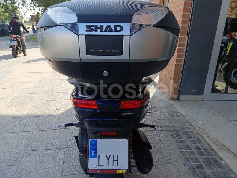 Piaggio MP3 - Vista 12