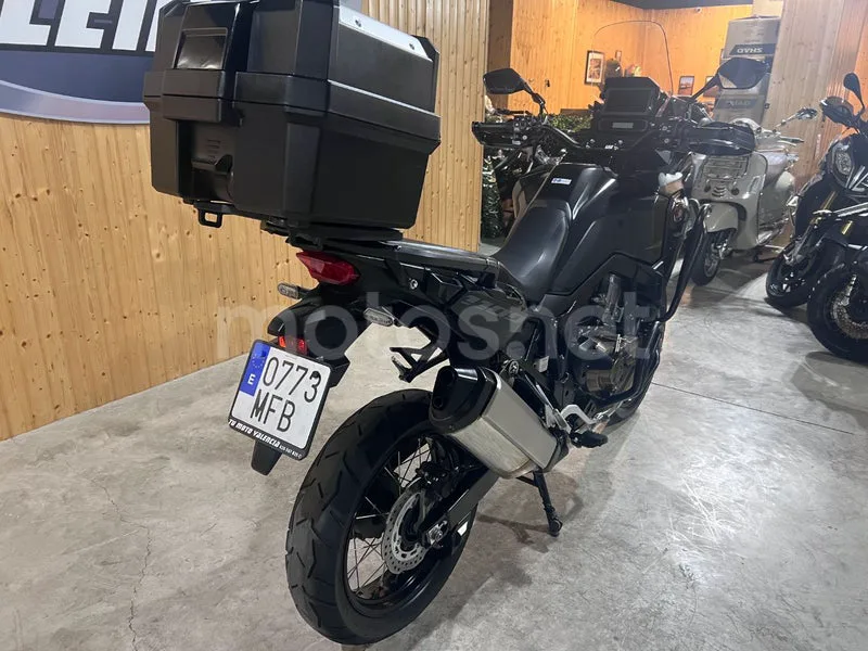 Honda CRF1100L Africa Twin - Vista 3