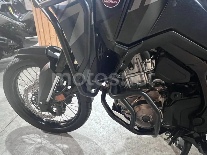 Honda CRF1100L Africa Twin - Vista 22