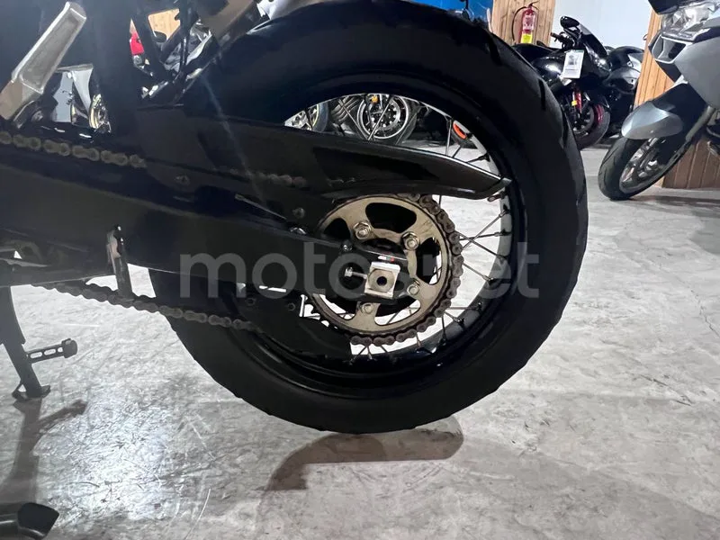 Honda CRF1100L Africa Twin - Vista 25