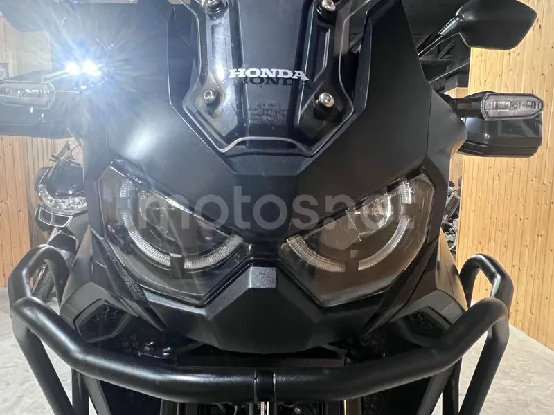 Honda CRF1100L Africa Twin - Vista 36