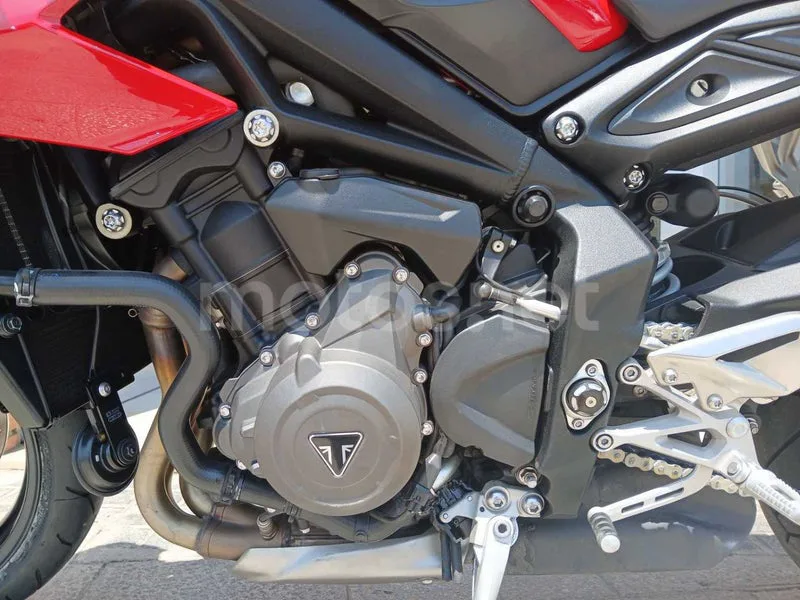 Triumph Street Triple - Vista 11