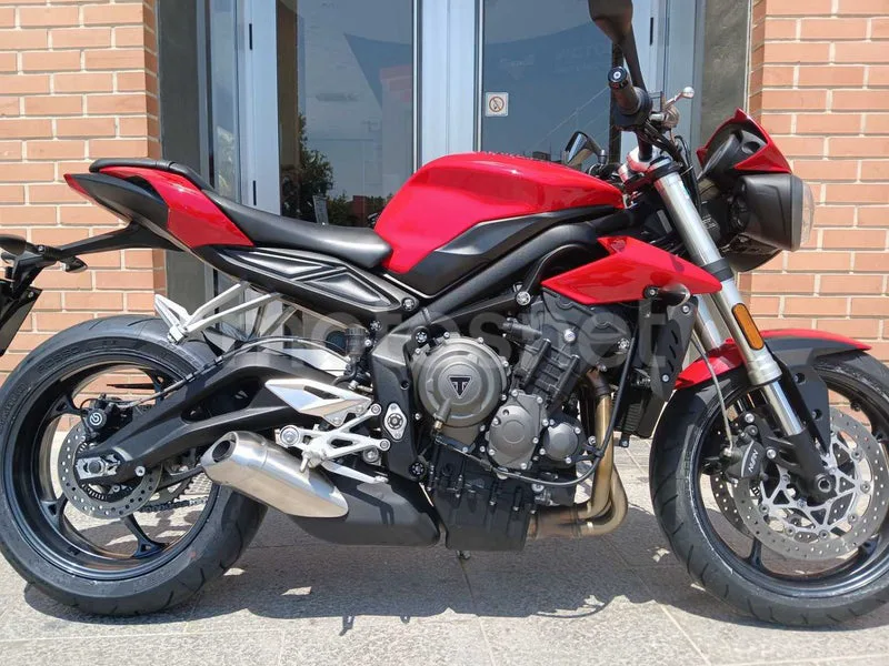 Triumph Street Triple 5100 € 2019 Barcelona - 2