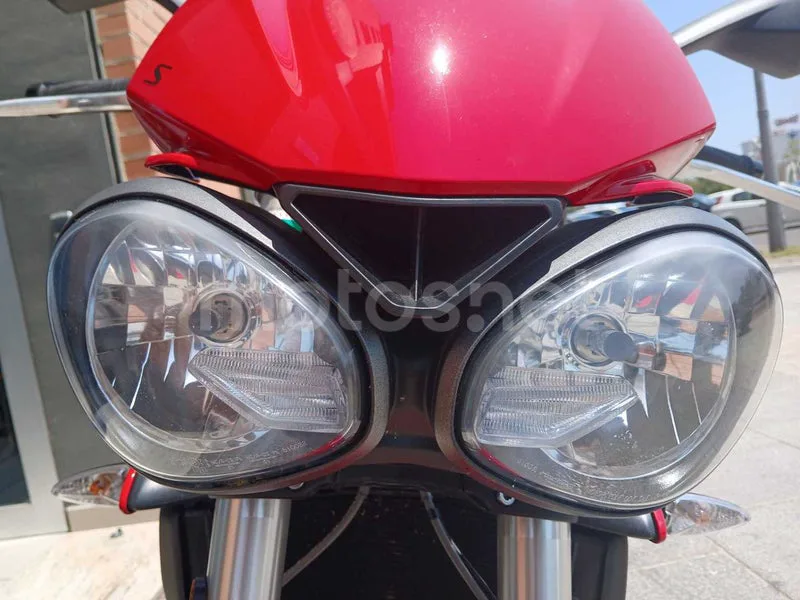 Triumph Street Triple - Vista 17