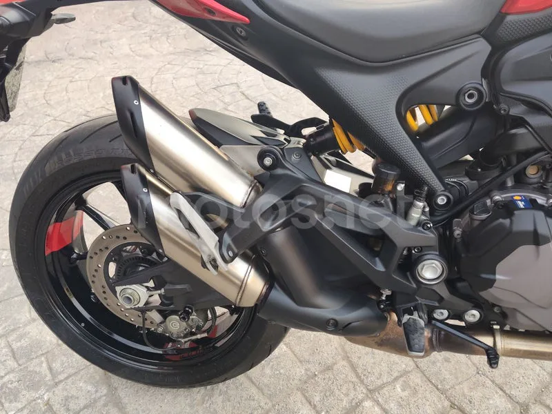 Ducati Monster - Vista 12