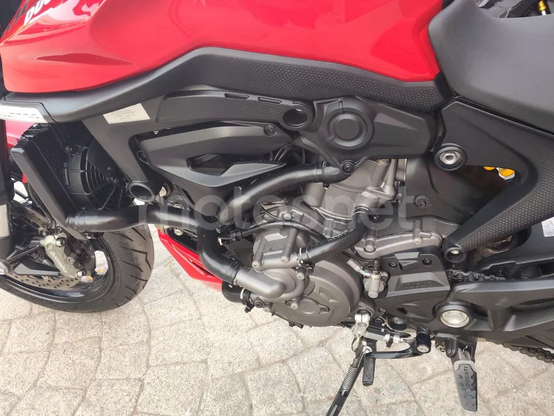 Ducati Monster - Vista 13