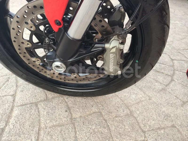 Ducati Monster - Vista 15