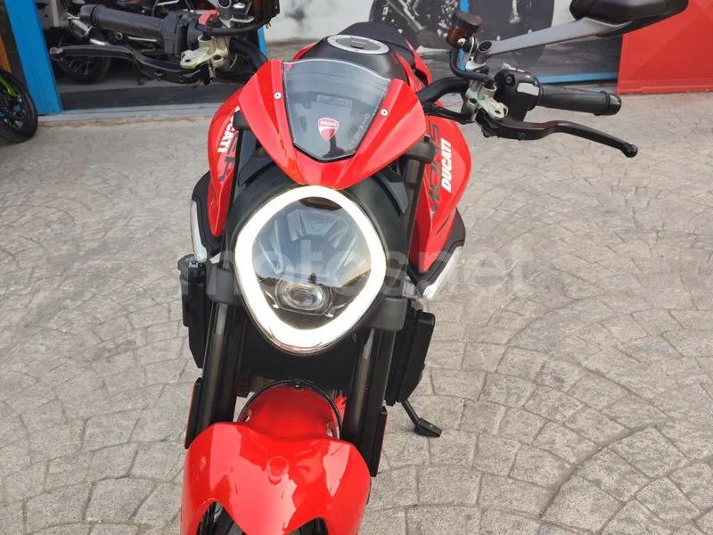 Ducati Monster - Vista 22