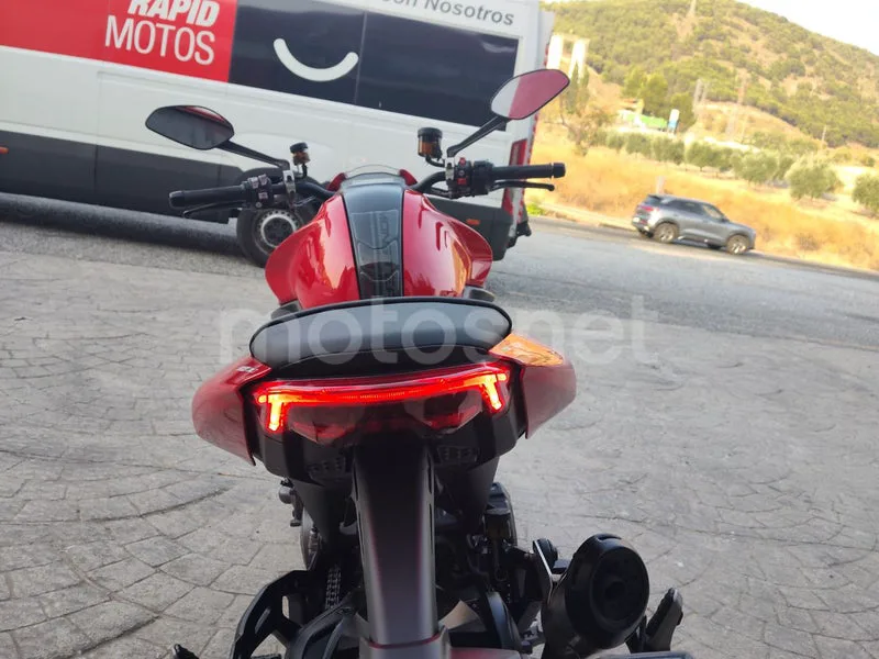 Ducati Monster - Vista 23