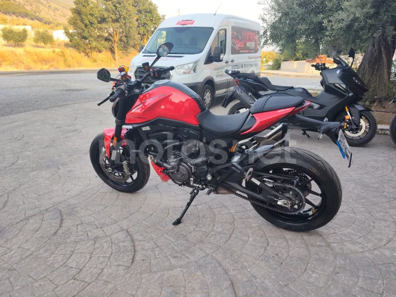 Ducati Monster - Vista 6