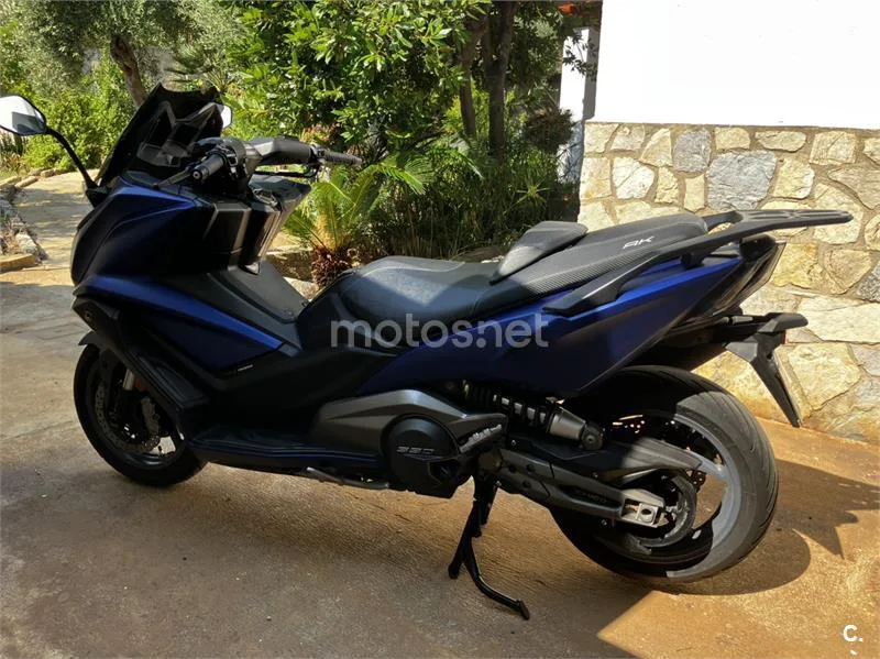 Kymco AK 550 - Vista 3