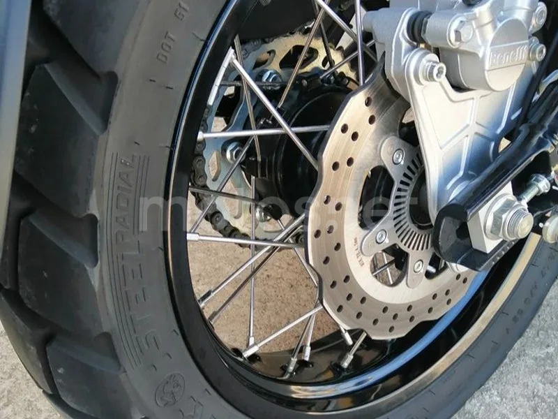 Benelli Leoncino 500 Trail - Vista 12