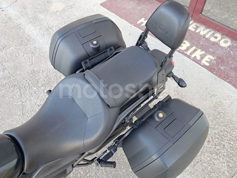 Kawasaki Vulcan S - Vista 12