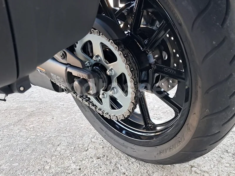Kawasaki Vulcan S - Vista 16