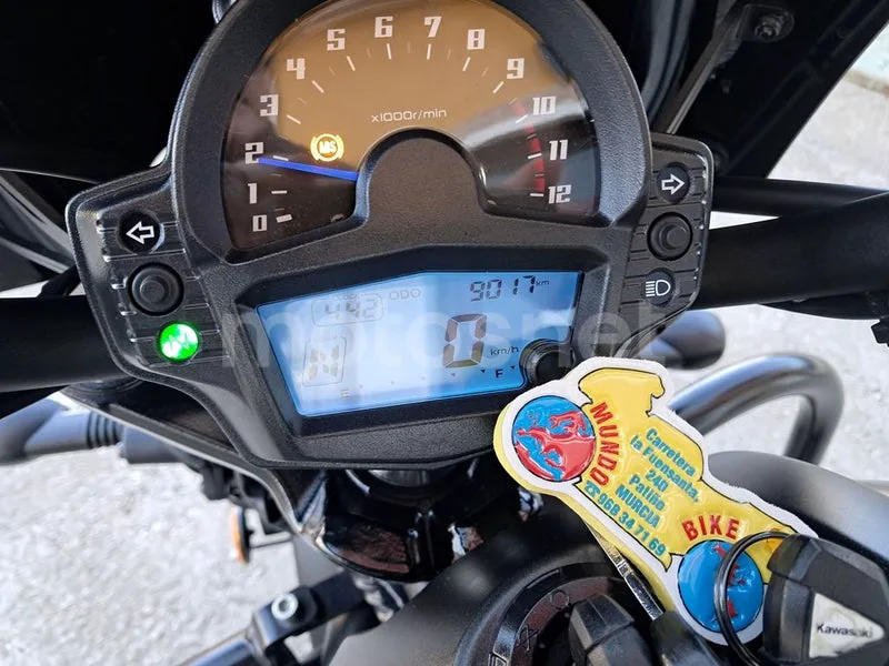 Kawasaki Vulcan S - Vista 4