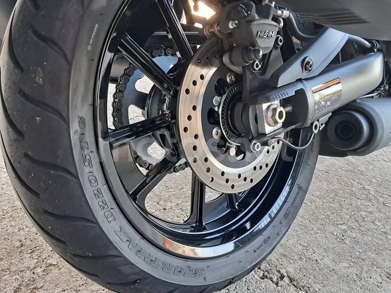 Kawasaki Vulcan S - Vista 5