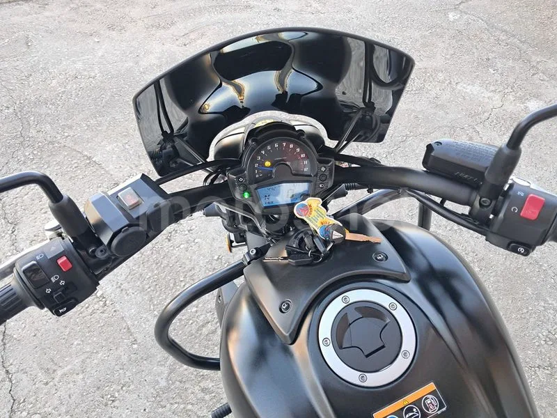 Kawasaki Vulcan S - Vista 6