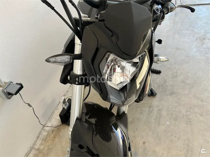 Benelli BN 125 - Vista 4
